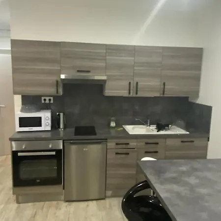 Le Onze Apartment